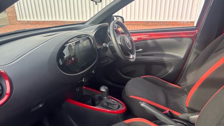 Toyota Aygo X 1.0 VVT-i Edge 5dr Auto Petrol Hatchback